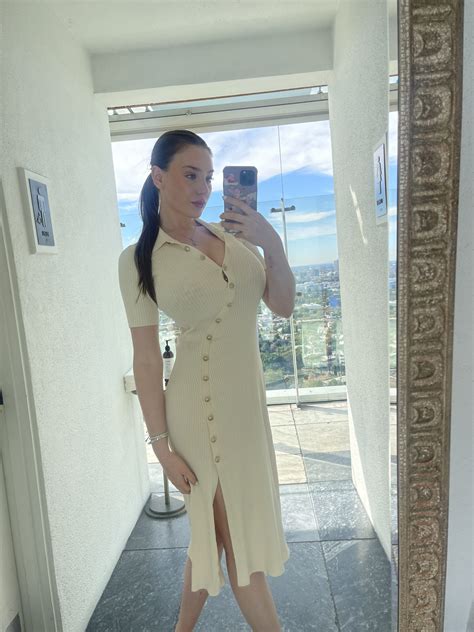 Bethany lily april on Twitter.